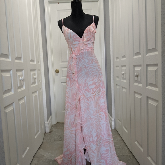 Dress - Picture 2 of 2